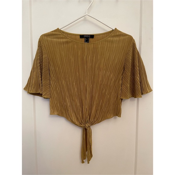 Forever21 Crimped Crop Top - Picture 1 of 1